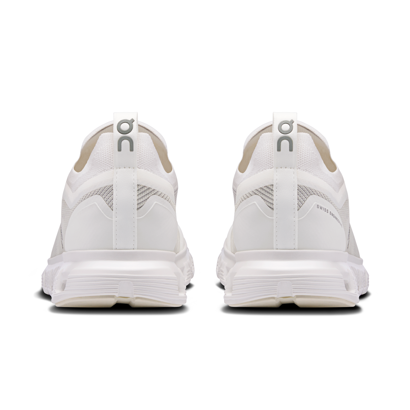 On Cloud 6 Versa M White/White